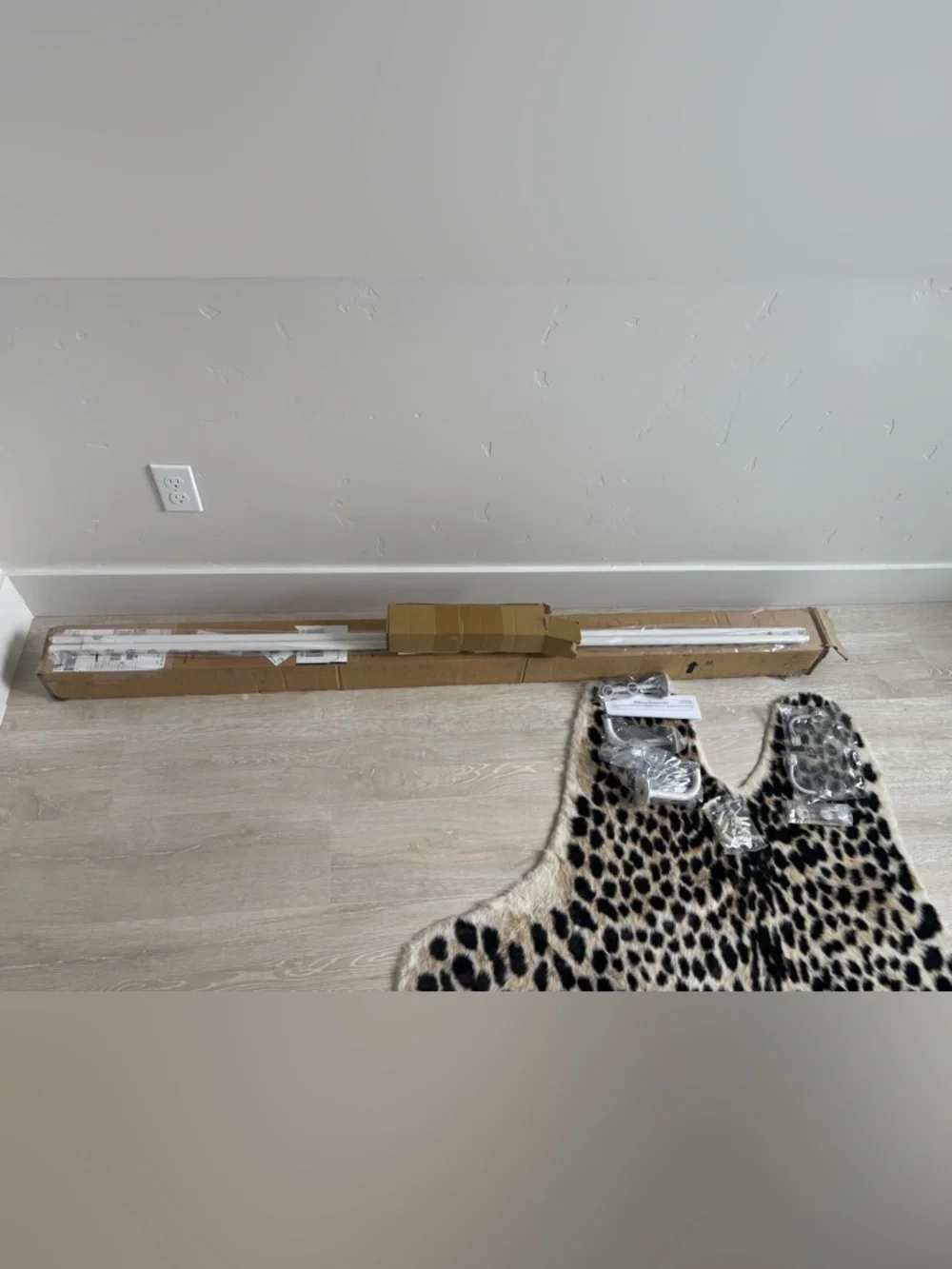 Pottery Barn Teen Double Room Darkening Rod (60” - 108”)